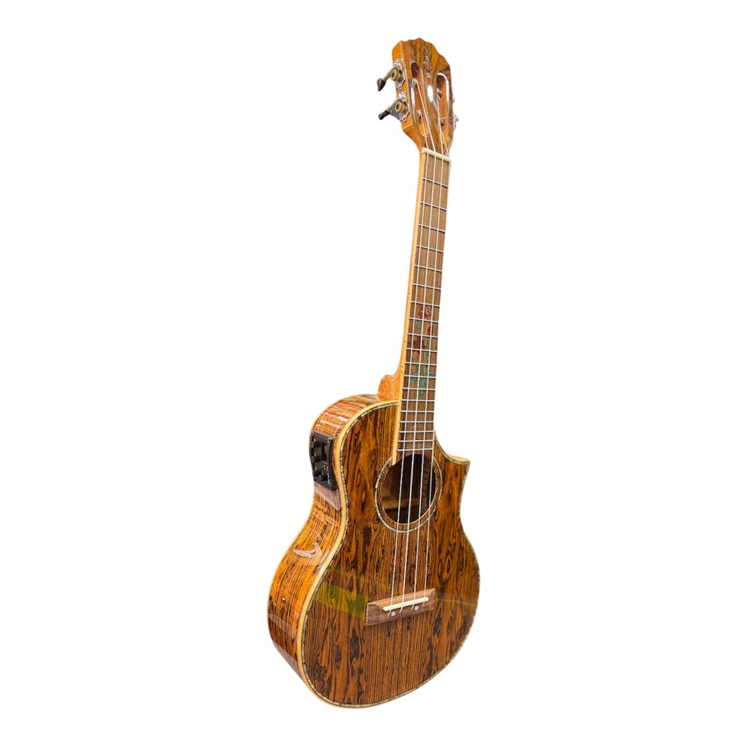 SanDona UKT-3B0-G Tenor Ukulele 